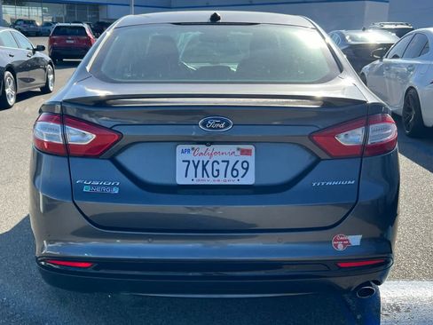 Used 2016 Ford Fusion Energi Titanium w/ Driver Assist Package FWD image 5