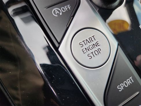 Used 2023 BMW X4 xDrive30i image 23