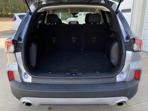 Used 2022 Ford Escape SE image 22