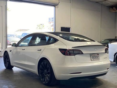 Used 2023 Tesla Model 3 Performance image 2