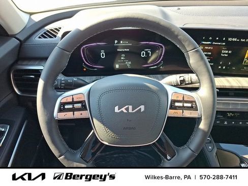 New 2025 Kia Telluride EX w/ EX Captain's Chair Package image 17