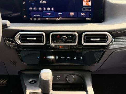 New 2026 Nissan Sentra SV w/ Floor Mat Package FWD image 26