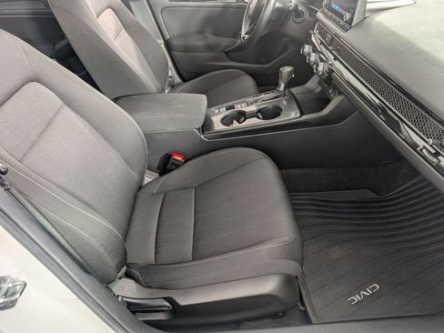 Used 2023 Honda Civic EX image 29