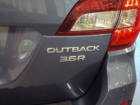 Used 2015 Subaru Outback 3.6R Limited AWD/4WD image 34