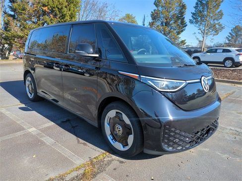 New 2025 Volkswagen ID. Buzz Pro S image 3