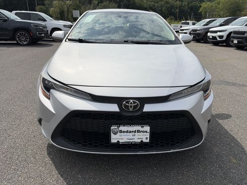 Used 2022 Toyota Corolla LE FWD image 8