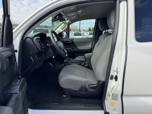 Used 2021 Toyota Tacoma SR image 15