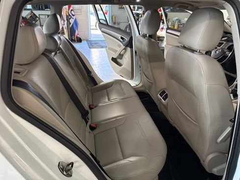 Used 2015 Volkswagen Golf TDI SE image 41