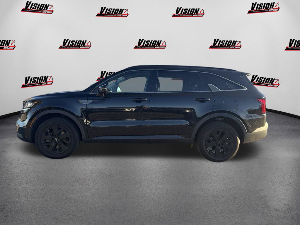 Certified 2021 Kia Sorento S AWD/4WD image 2