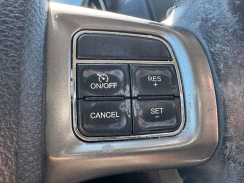 Used 2015 Dodge Journey Crossroad w/ Flexible Seating Group image 17