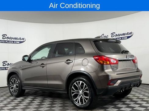 Used 2018 Mitsubishi Outlander Sport ES AWD/4WD image 8