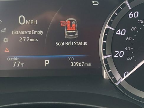 Used 2023 Toyota Highlander XLE image 29