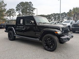 Used 2023 Jeep Gladiator Overland video 2