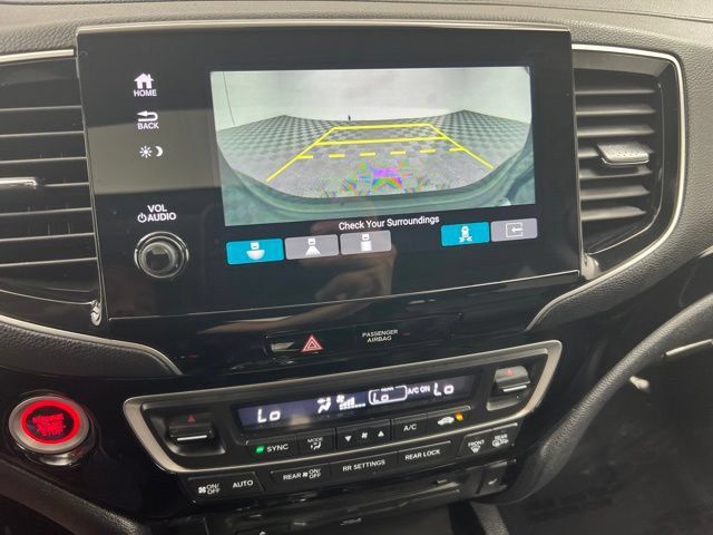 Used 2020 Honda Pilot Touring image 19