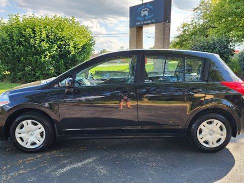 Used 2011 Nissan Versa 1.8 S w/ PWR Plus Pkg FWD image 3
