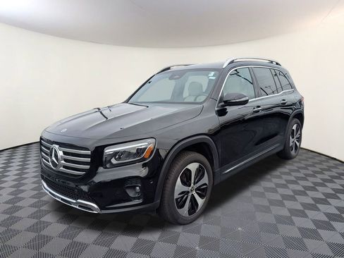 Certified 2025 Mercedes-Benz GLB 250 4MATIC image 1