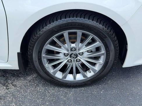 Used 2017 Toyota Avalon Limited w/ Carpet Mat Package FWD image 25