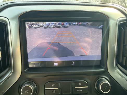 Used 2019 Chevrolet Silverado 1500 LTZ AWD/4WD image 21