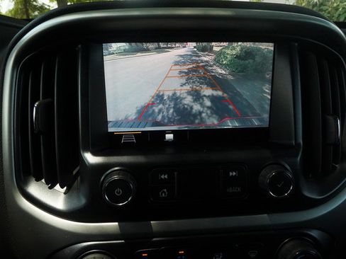 Used 2019 Chevrolet Colorado LT w/ LT Convenience Package RWD image 19