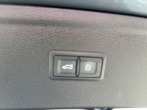 Used 2020 Audi Q5 2.0T Premium Plus w/ Premium Plus Package image 16