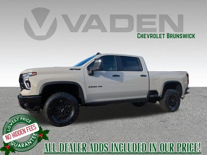 New 2026 Chevrolet Silverado 2500 ZR2 w/ LPO, Dark Essentials Package