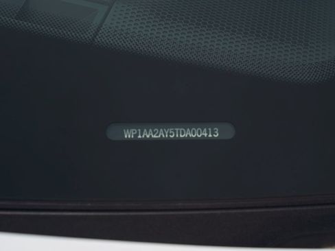 Certified 2026 Porsche Cayenne AWD/4WD image 30