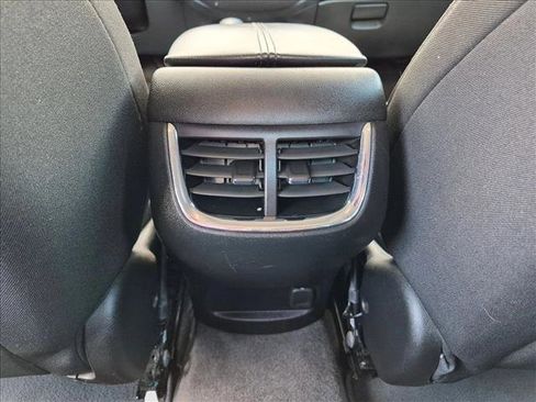 Used 2023 Chevrolet Malibu LT FWD image 16