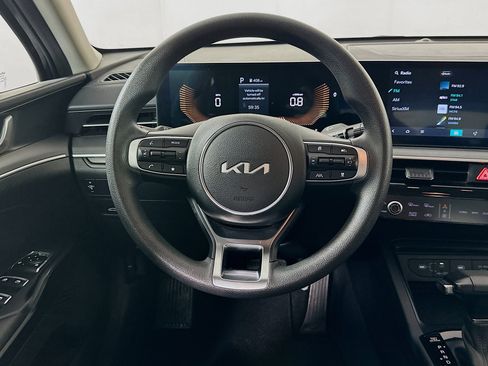 Used 2025 Kia K5 LXS image 18