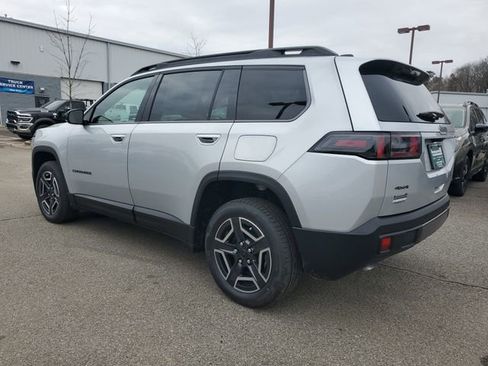 New 2026 Jeep Cherokee Limited image 4