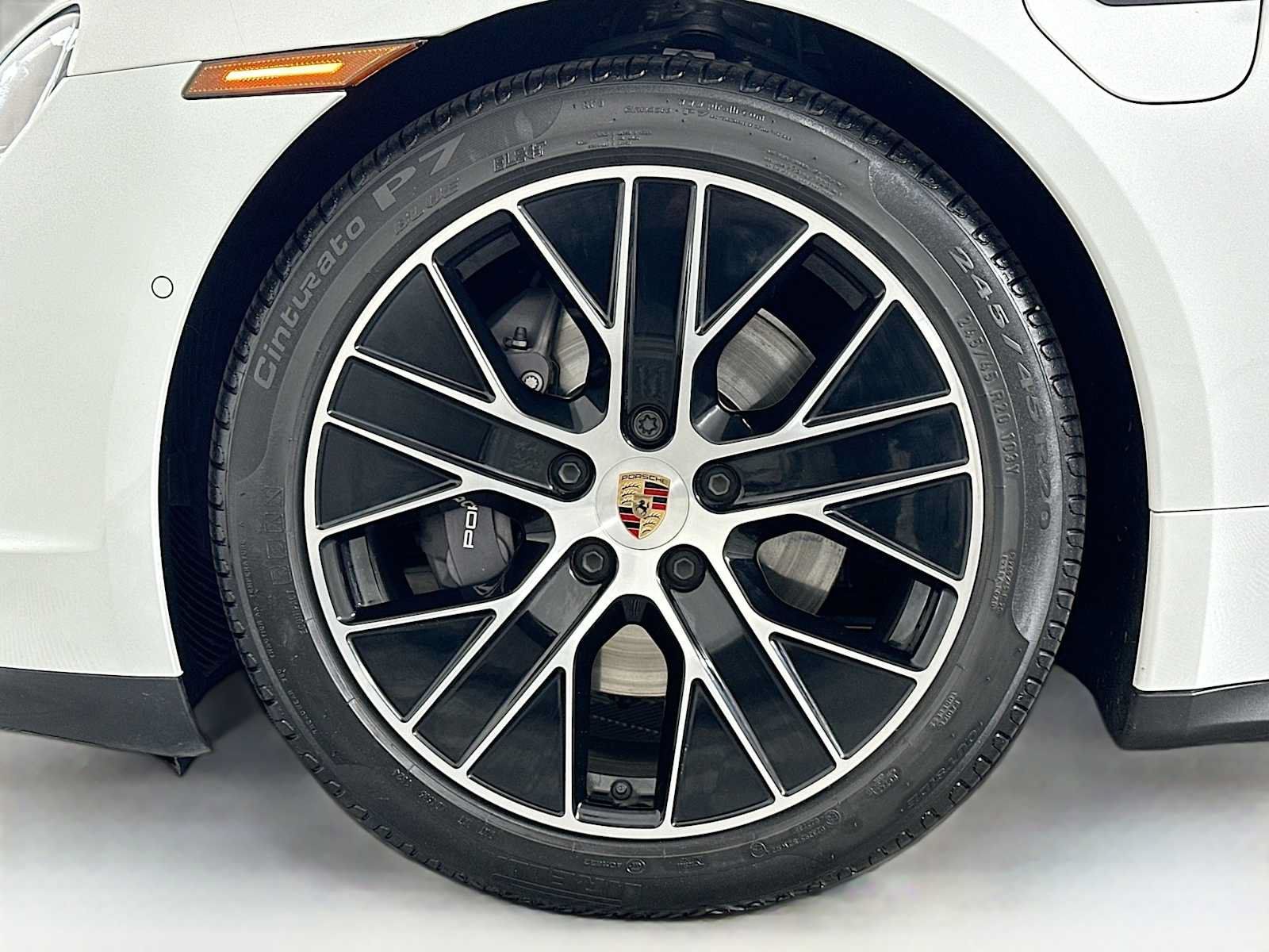Used 2025 Porsche Taycan RWD image 30