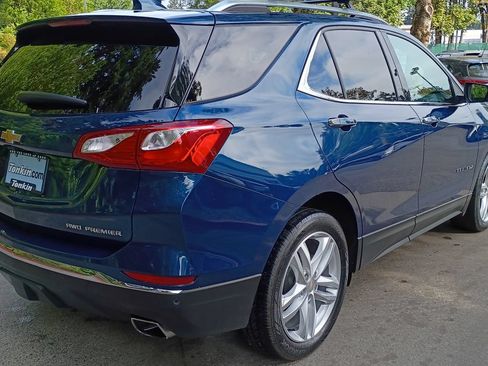 Used 2020 Chevrolet Equinox Premier AWD/4WD image 4