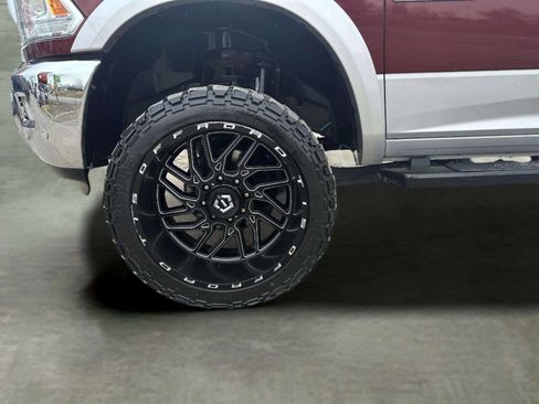 Used 2018 RAM 2500 Laramie image 33