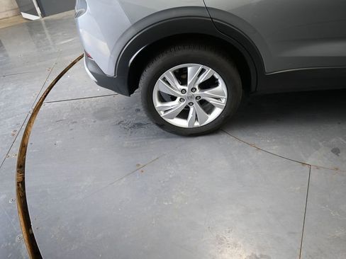 Used 2025 Buick Encore GX Preferred AWD/4WD image 21