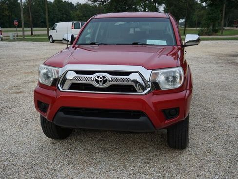 Used 2012 Toyota Tacoma PreRunner image 3