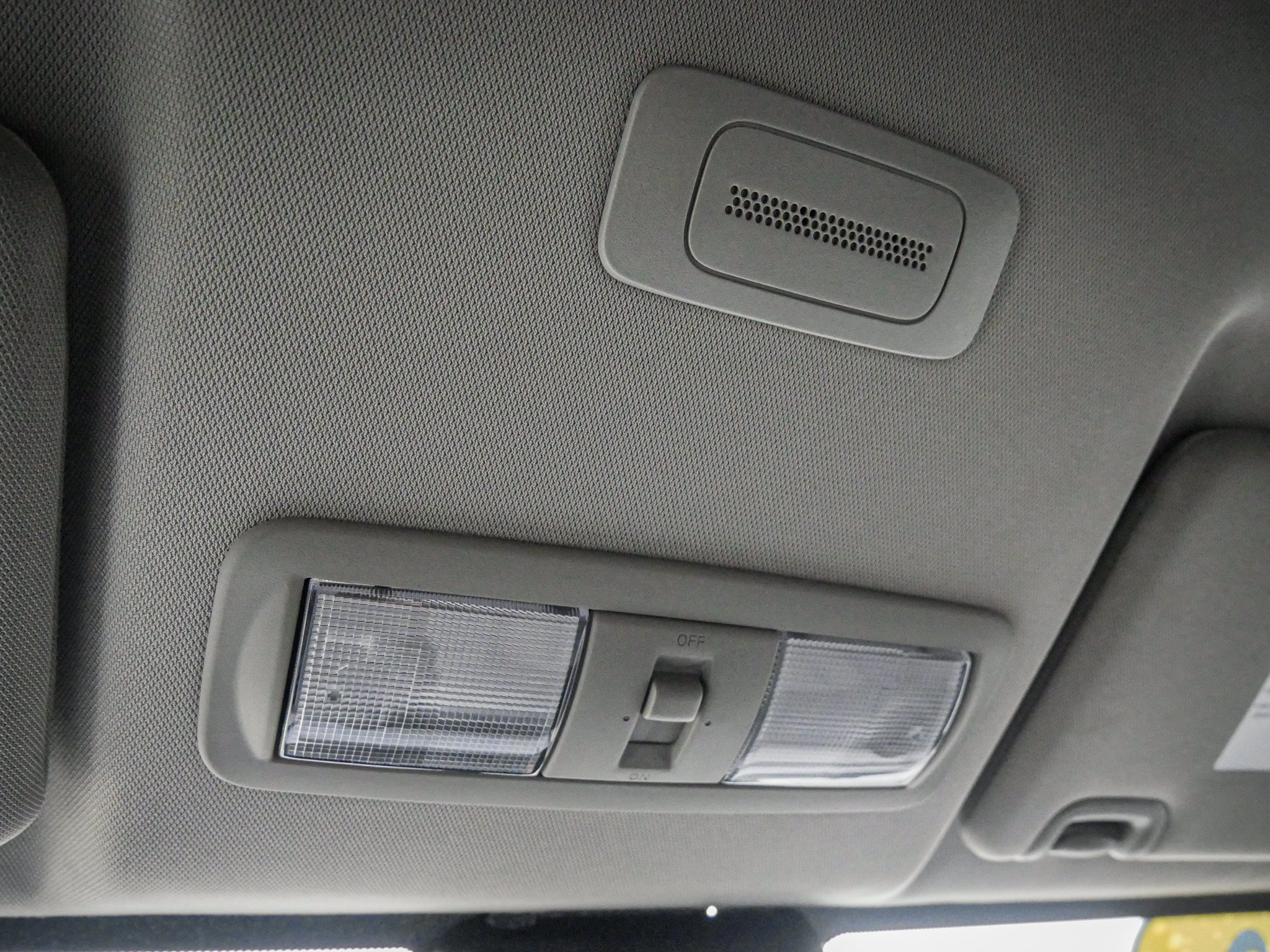 Used 2022 Nissan Frontier SV w/ Technology Package RWD image 26