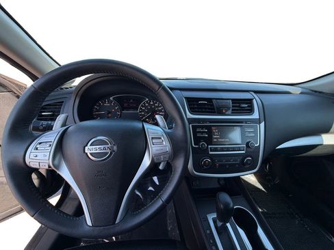 Used 2017 Nissan Altima 2.5 SR image 21