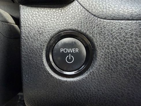 Used 2025 Toyota Camry LE image 20