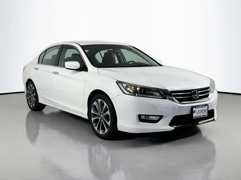 Used 2015 Honda Accord Sport image 4