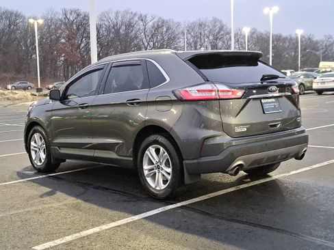 Used 2020 Ford Edge SEL w/ Cold Weather Package image 4