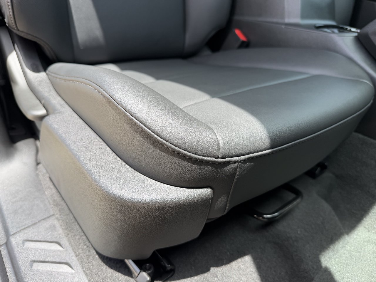 New 2026 Chevrolet Colorado LT w/ LT Convenience Package AWD/4WD image 24