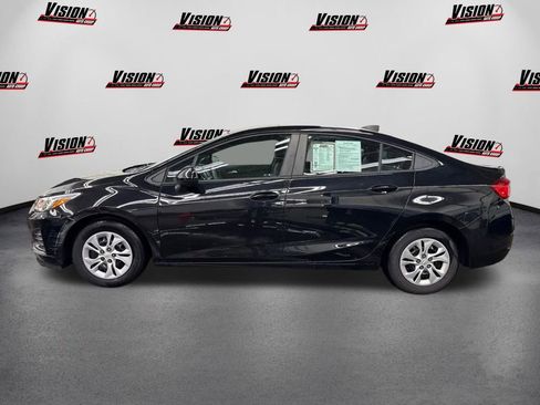 Used 2019 Chevrolet Cruze LS image 8