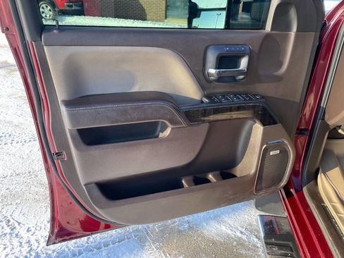 Used 2015 GMC Sierra 3500 Denali w/ Duramax Plus Package image 17