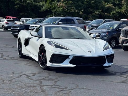 Used 2020 Chevrolet Corvette Stingray Preferred Cpe w/ 2LT Preferred Equipment Group RWD image 91
