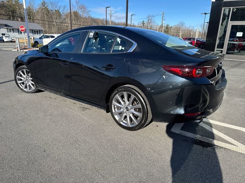 Used 2022 MAZDA MAZDA3 s image 3