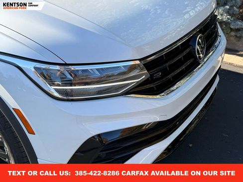 Used 2022 Volkswagen Tiguan SE R-Line image 14