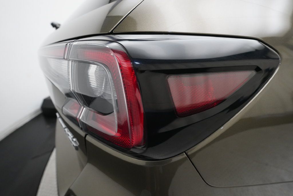 Used 2020 Subaru Outback Touring AWD/4WD image 33