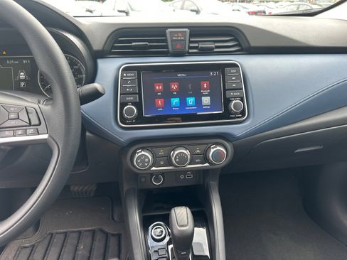 New 2025 Nissan Versa SV w/ Trunk Package image 27