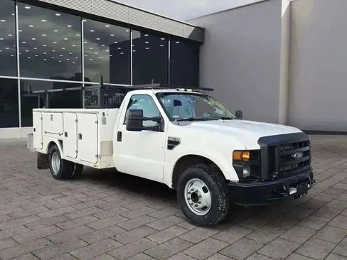 Used 2008 Ford F350 XL image 7