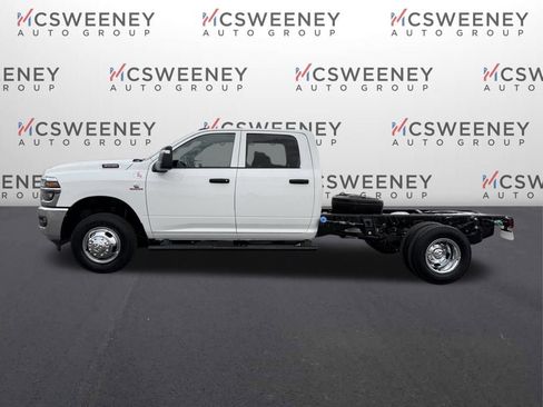 New 2026 RAM 3500 Tradesman w/ Chrome Appearance Group A image 2