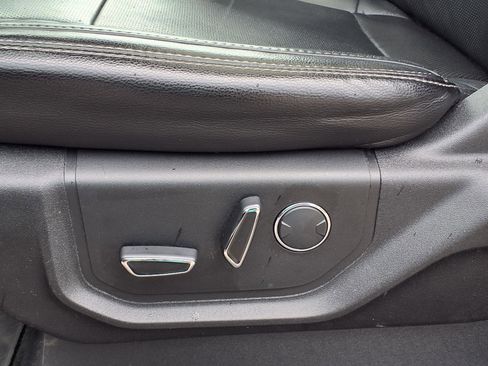 Used 2017 Ford F250 Lariat w/ Lariat Ultimate Package image 4